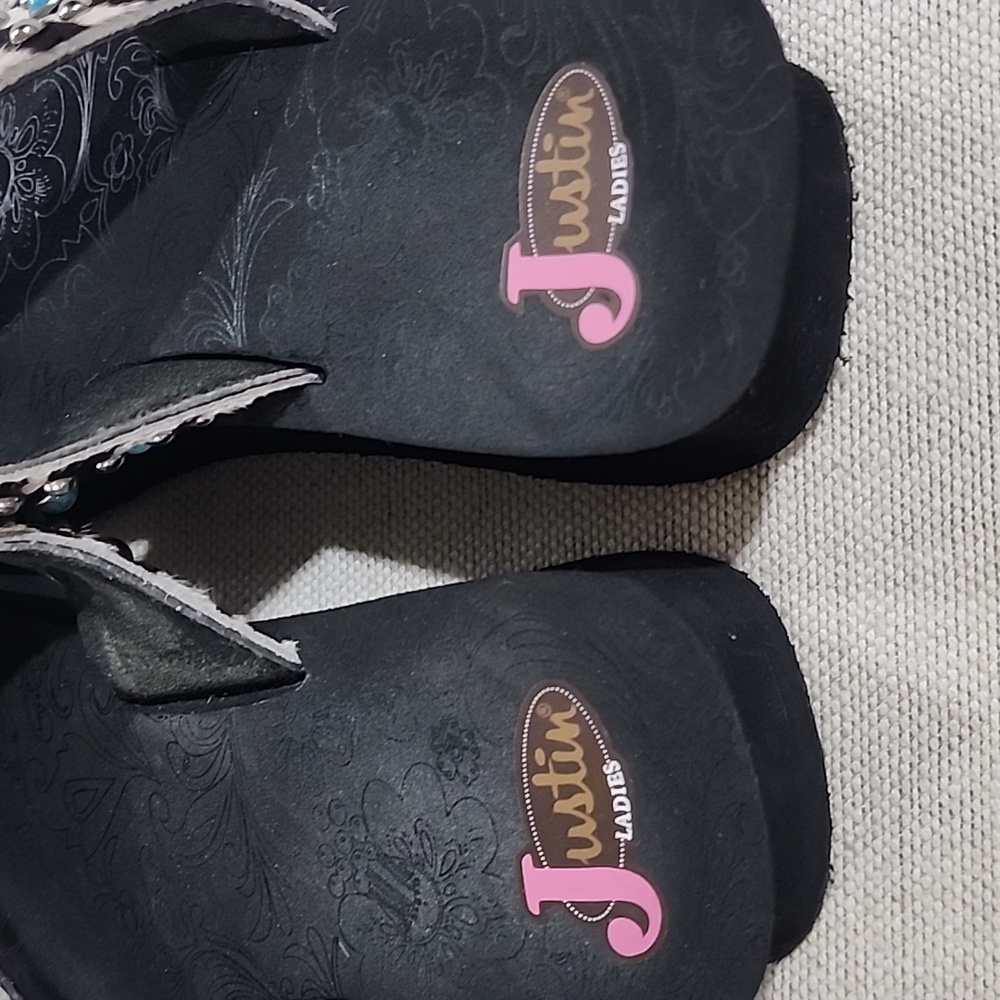 Justin Sandals. NWOT - Picture 5 of 8